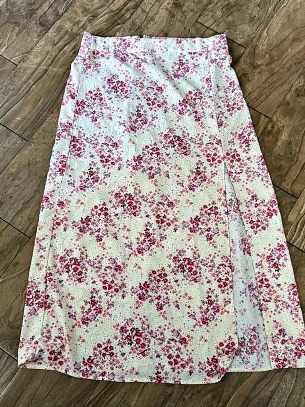 Floral Midi Skirt in White & Pink